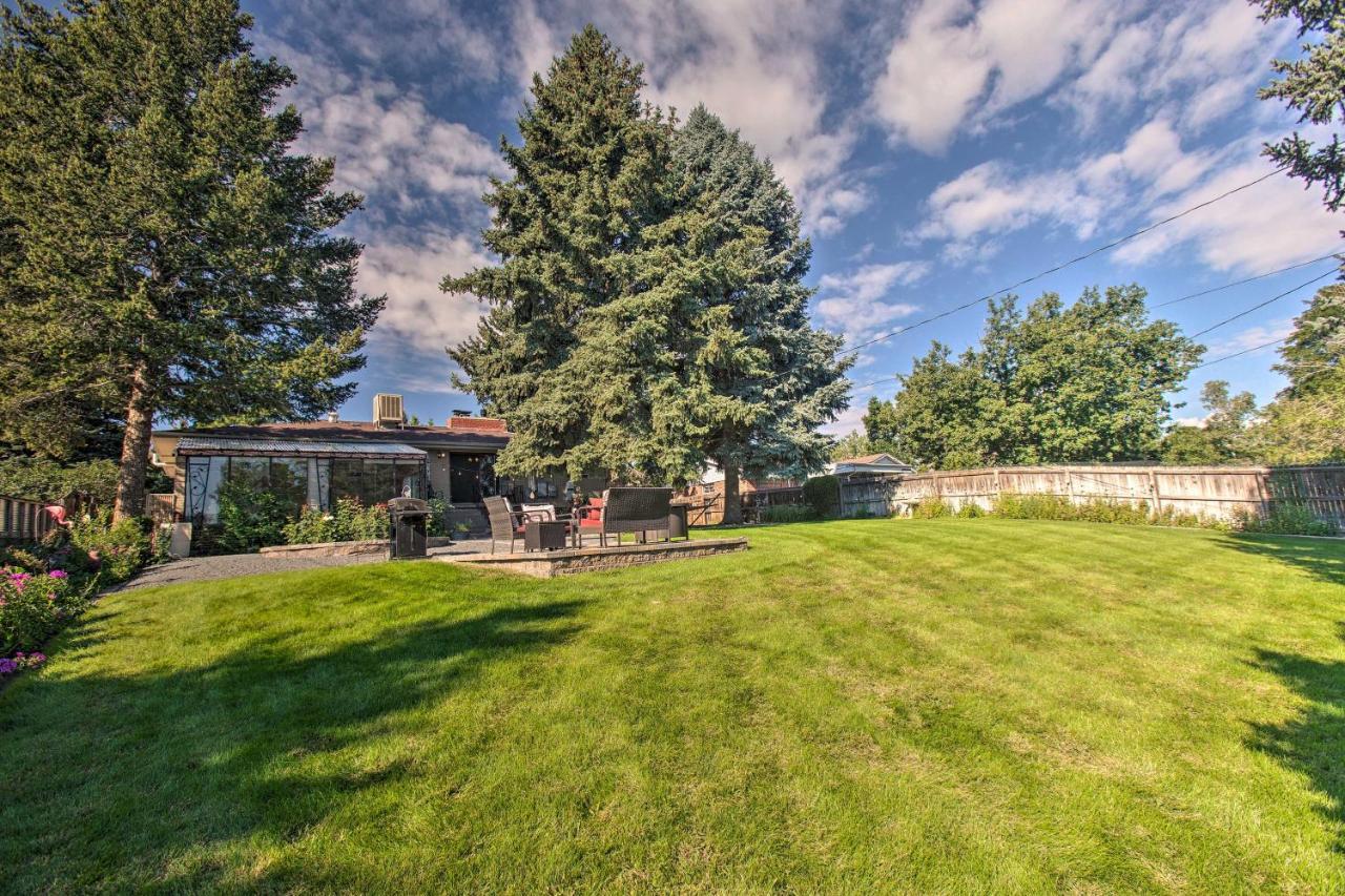 On-Site Lake Home With Large Yard In Denver! Exterior photo